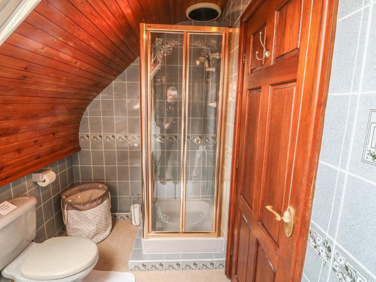 Cae Glas Ллангефни Экстерьер фото